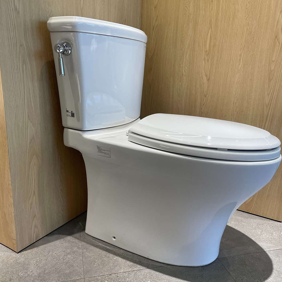 Bồn cầu 2 khối TOTO CS986GT9 nắp đóng êm TC507CVK-1