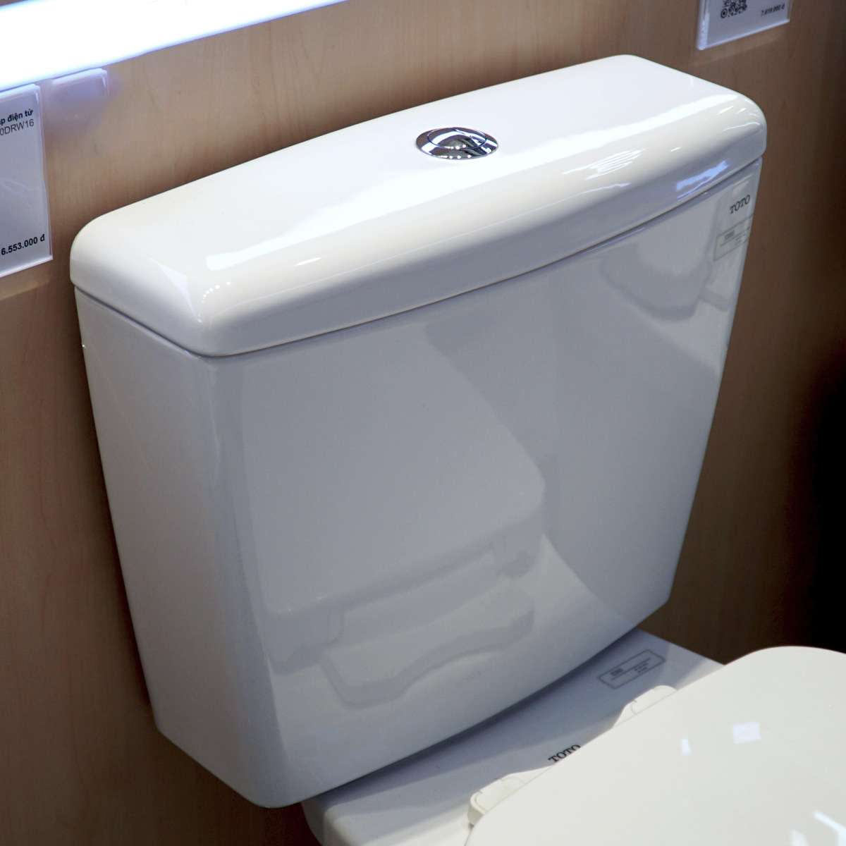 Bồn cầu 2 khối TOTO CS300DRT3 nắp đóng êm TC385VS