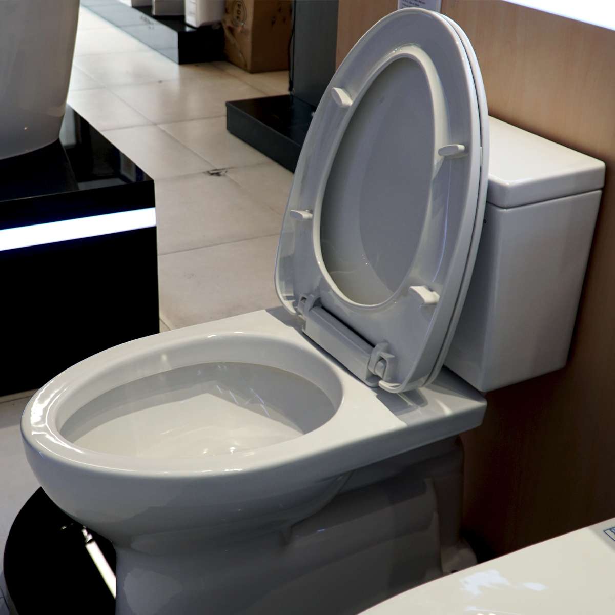 Bồn cầu 2 khối TOTO CS302DT10 nắp đóng êm TC395VS