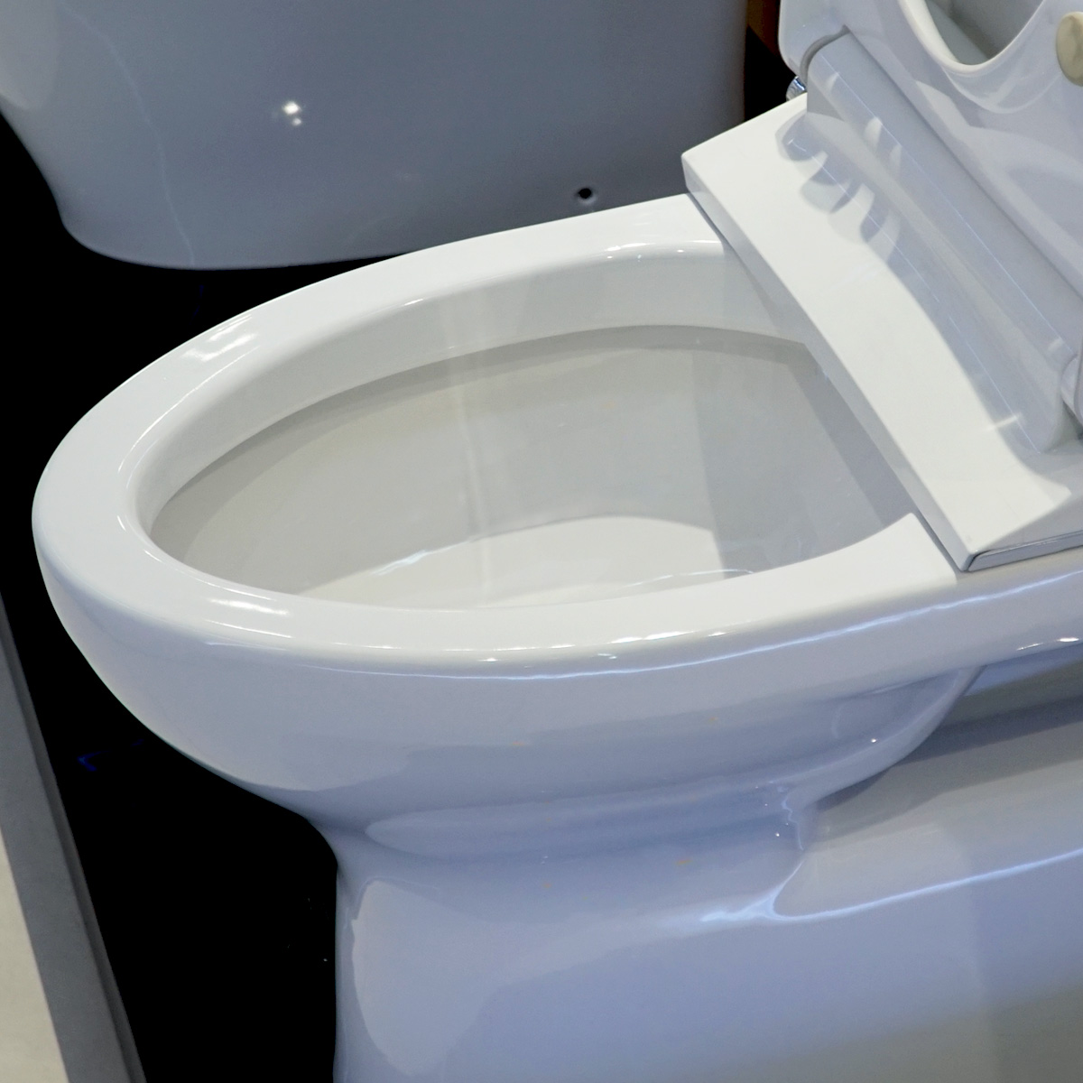 Bồn cầu TOTO CS320DRE4 2 khối nắp rửa cơ TCW1211A