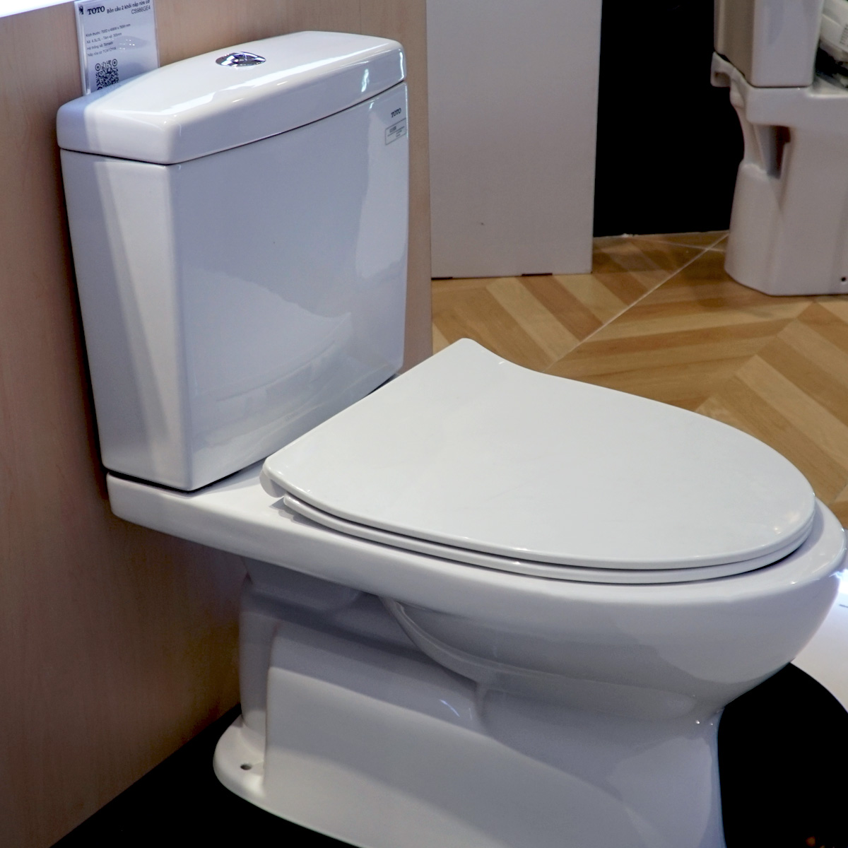 Bồn cầu 2 khối TOTO CS320DRT8 nắp đóng êm TC600VS