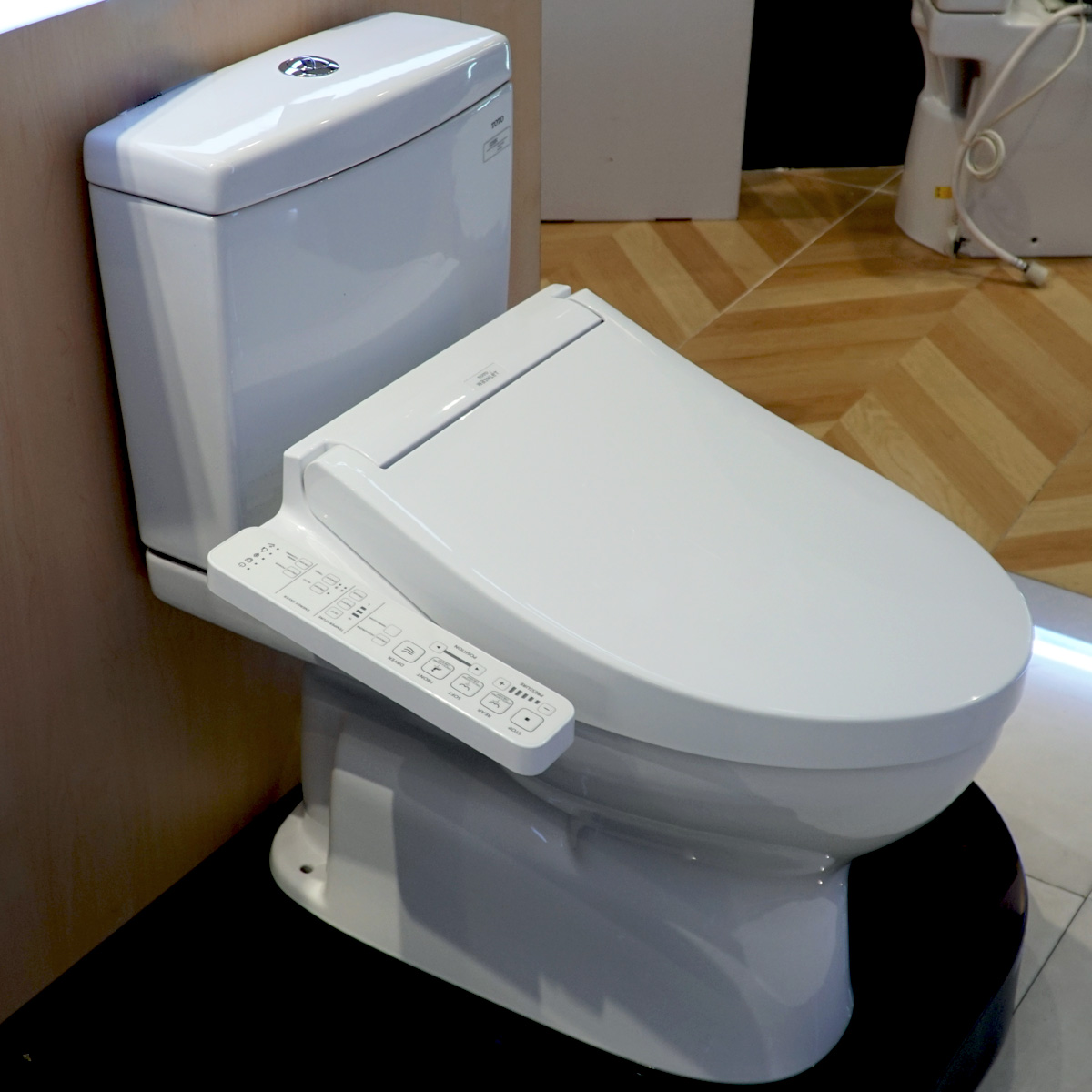 Bồn cầu TOTO CS320DRW16 2 khối nắp điện tử Washlet C2 TCF23410AAA