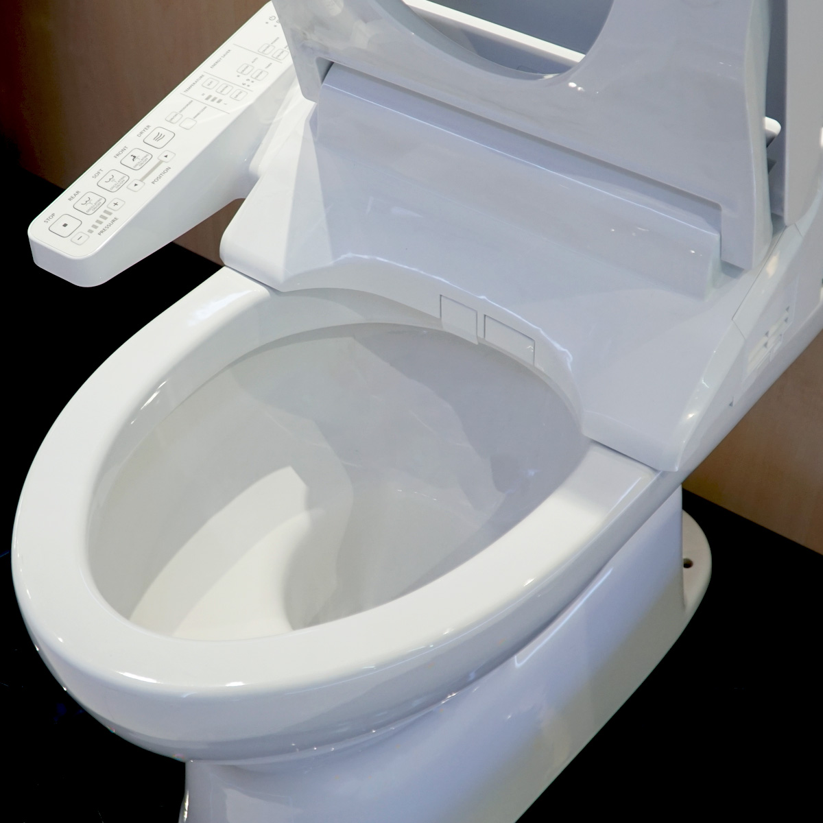 Bồn cầu TOTO CS320DRW16 2 khối nắp điện tử Washlet C2 TCF23410AAA