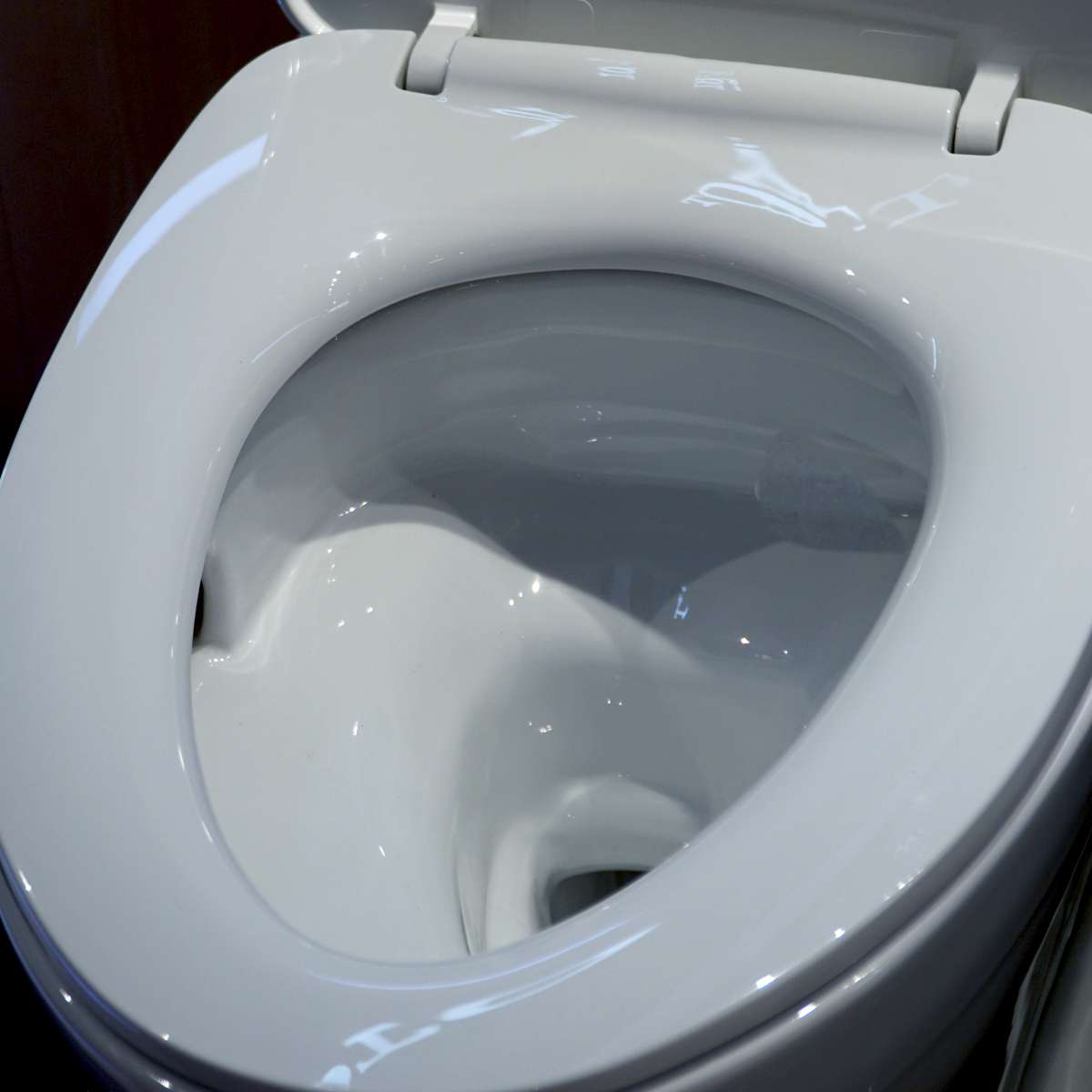 Bồn cầu 2 khối TOTO CS769DRT10 nắp đóng êm TC395VS