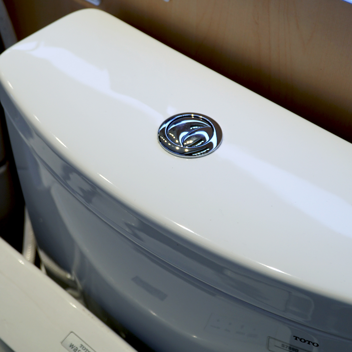 Bồn cầu nắp rửa điện tử TOTO 2 khối CS769DRW6