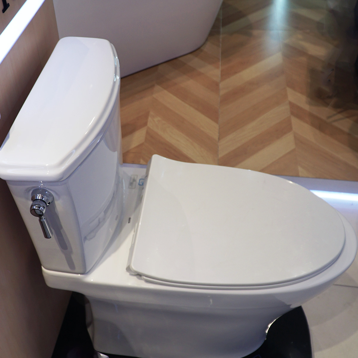 Bồn cầu 2 khối TOTO CS986GT8 nắp đóng êm TC600VS