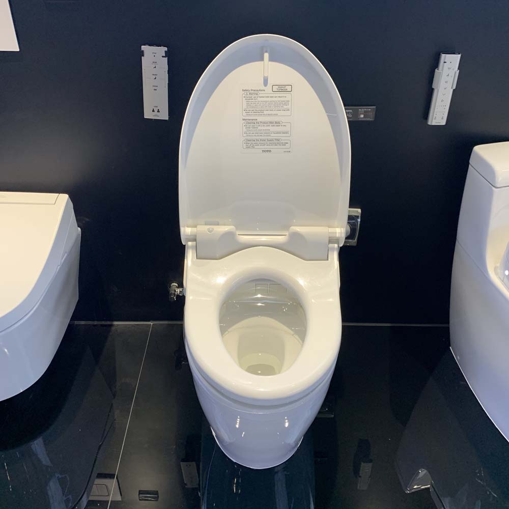 Bồn cầu điện tử GG TOTO C971 TCF9433A