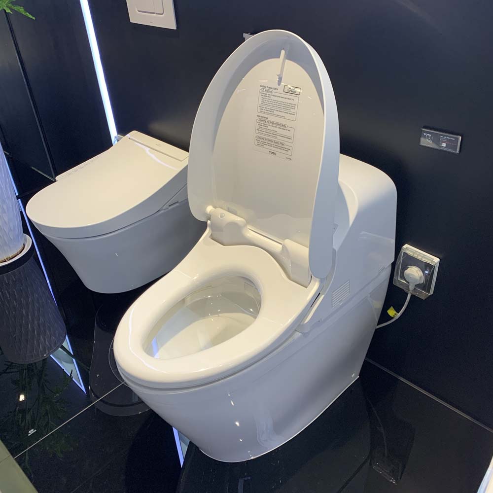 Bồn cầu điện tử GG TOTO C971 TCF9433A