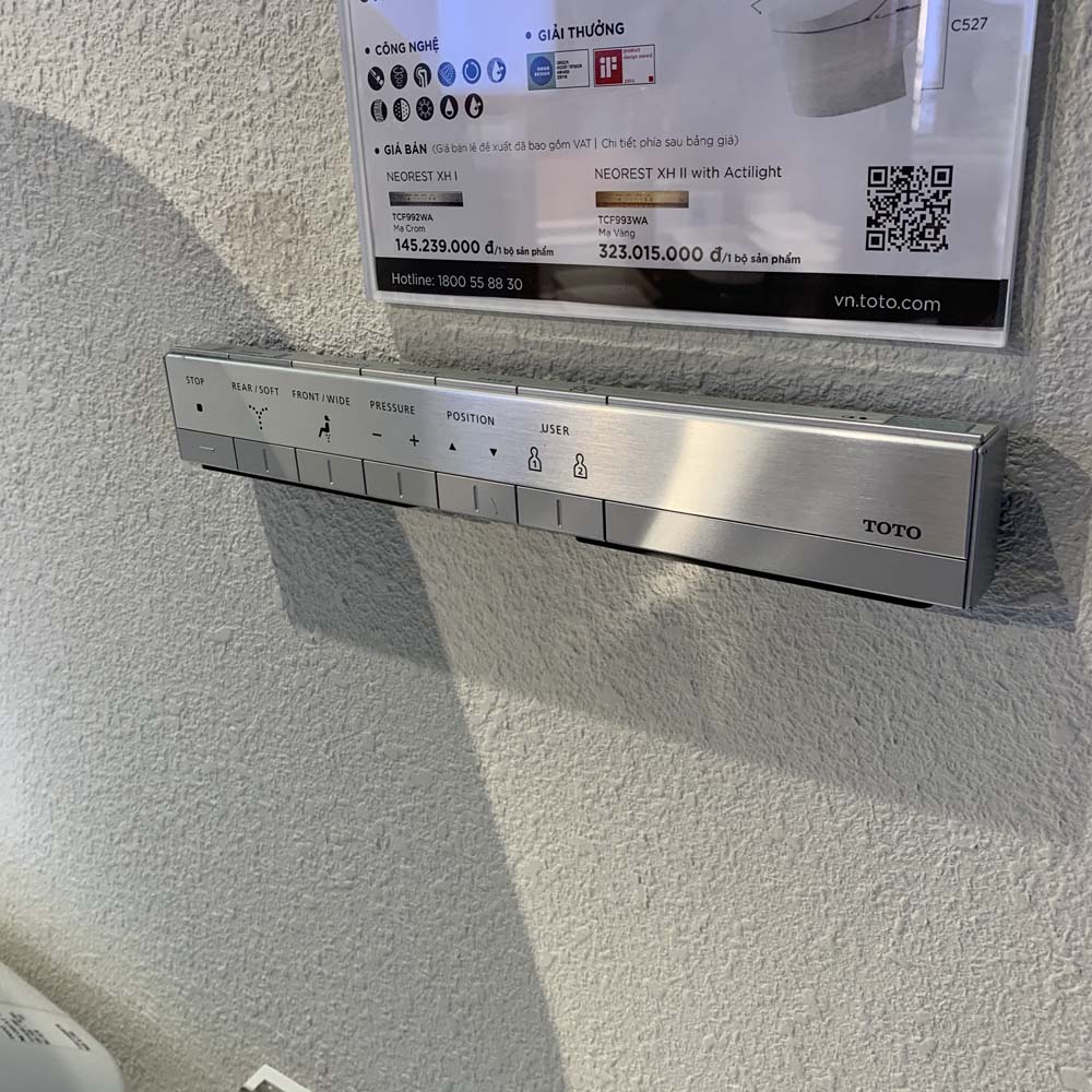 Bồn cầu thông minh Neorest XH I TOTO CW992VA TCF992WA T53P100VR