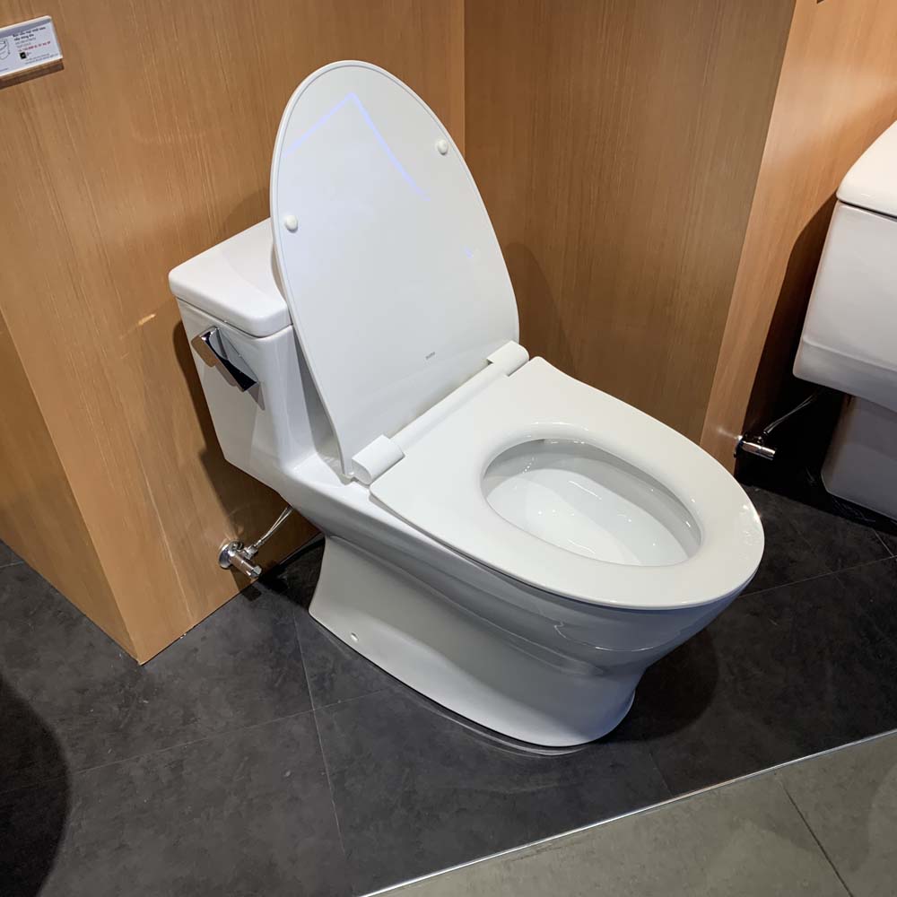 Bồn cầu 1 khối TOTO MS188VKT8 T53P100VR nắp đóng êm TC600VS