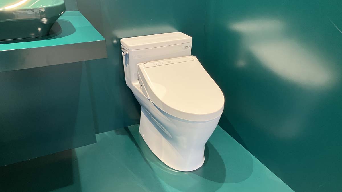 Bồn cầu TOTO MS188VKW14 T53P100VR 1 khối nắp điện tử Washlet C5 TCF24410AAA