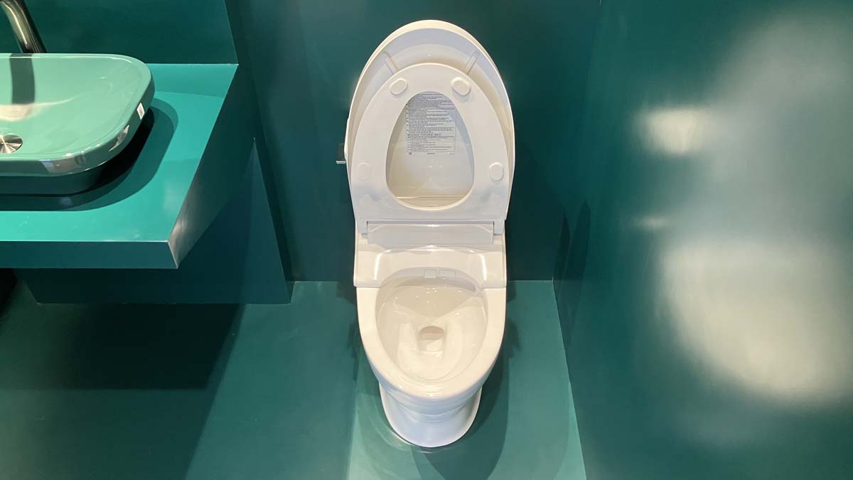 Bồn cầu TOTO MS188VKW14 T53P100VR 1 khối nắp điện tử Washlet C5 TCF24410AAA