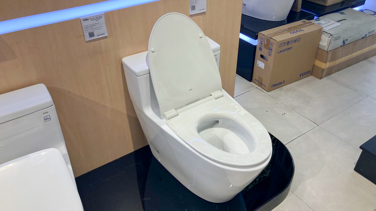 Bồn cầu 1 khối TOTO MS625DT8 nắp đóng êm TC600VS