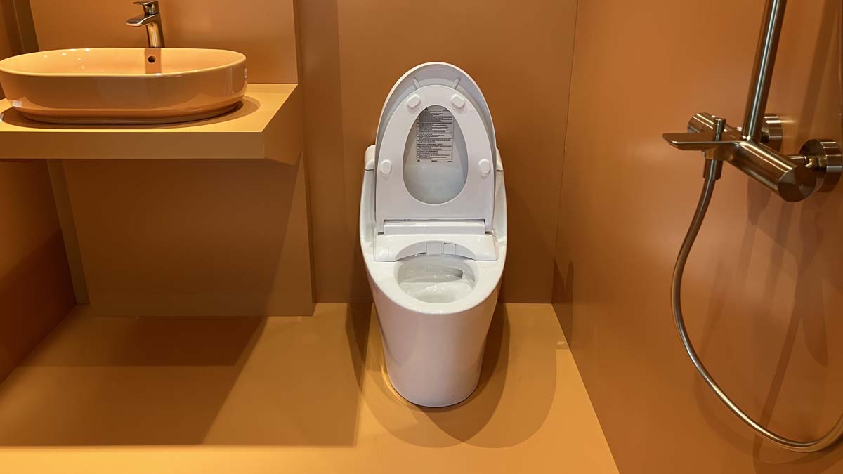 Bồn cầu TOTO MS823CDRW23 1 khối nắp điện tử Washlet S7 TCF47360GAA giấu dây