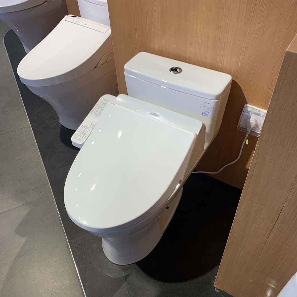 Bồn cầu TOTO MS855DW18 1 khối nắp điện tử TCF23710AAA Washlet C2 cơ bản