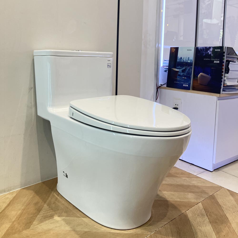 Bồn cầu 1 khối TOTO MS857DT10 nắp đóng êm TC395VS