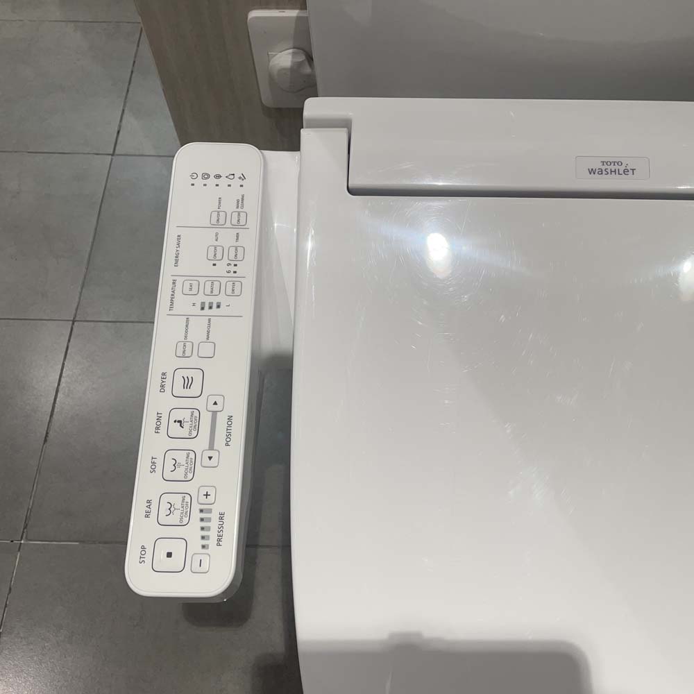 Bồn cầu TOTO MS885CDW17 1 khối nắp điện tử Washlet C2 TCF23460AAA giấu dây