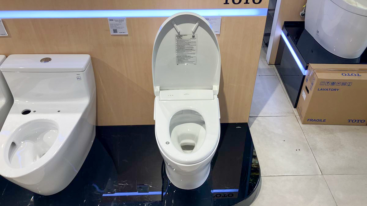 Bồn cầu TOTO MS885CDW23 1 khối nắp điện tử Washlet S7 TCF47360GAA giấu dây