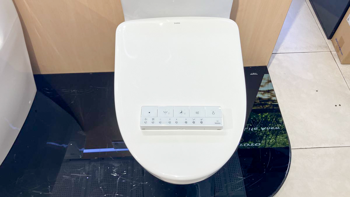 Bồn cầu TOTO MS885CDW23 1 khối nắp điện tử Washlet S7 TCF47360GAA giấu dây