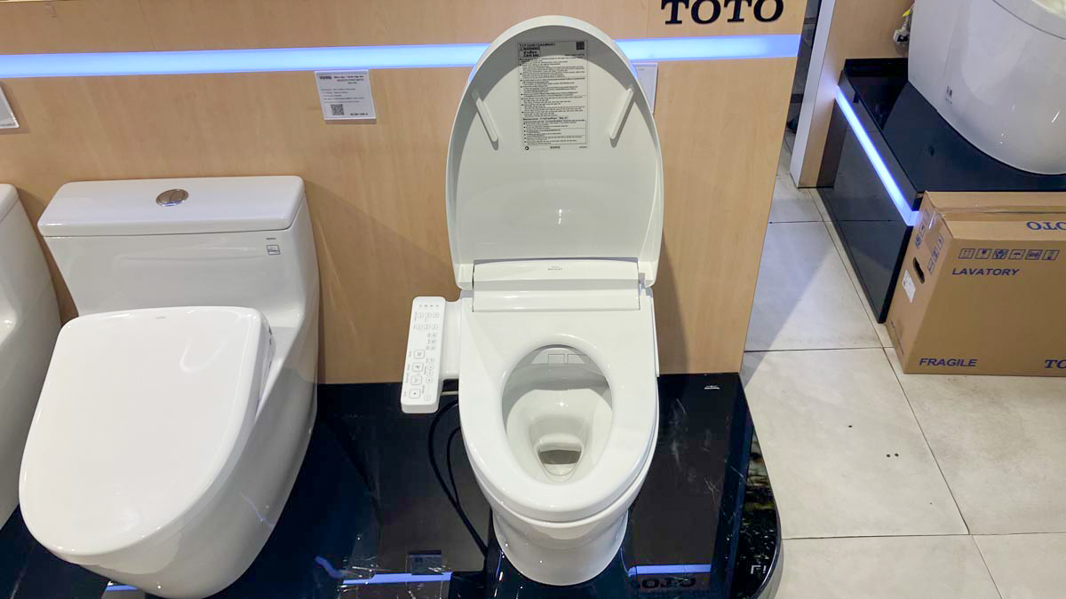 Bồn cầu TOTO MS885CDW24 1 khối nắp điện tử Washlet S2 TCF33461GAA giấu dây