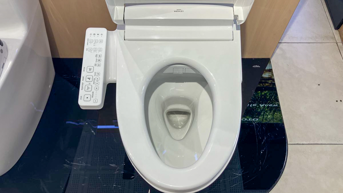 Bồn cầu TOTO MS885CDW24 1 khối nắp điện tử Washlet S2 TCF33461GAA giấu dây