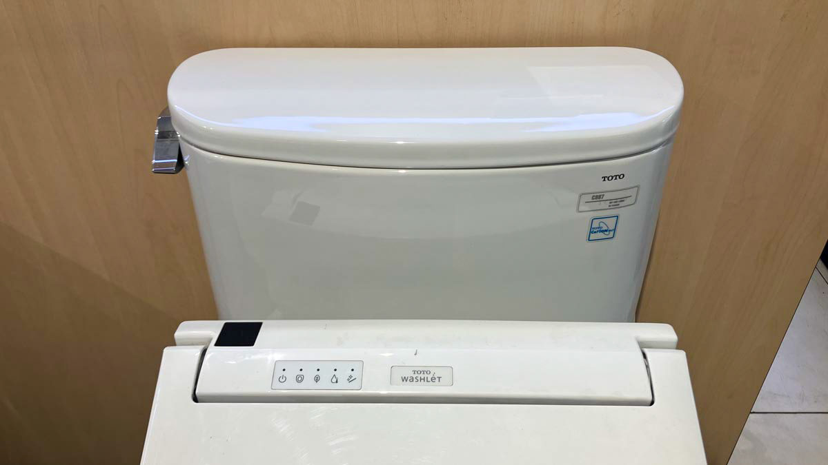 Bồn cầu TOTO MS887CRW15 1 khối nắp điện tử Washlet C5 TCF24460AAA giấu dây