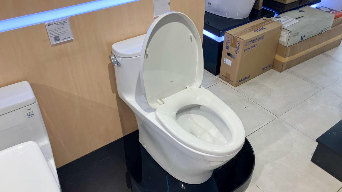 Bồn cầu 1 khối TOTO MS887RT3 nắp đóng êm TC385VS