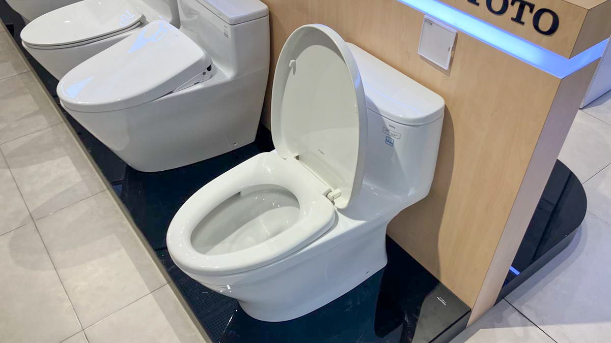 Bồn cầu 1 khối TOTO MS887RT3 nắp đóng êm TC385VS