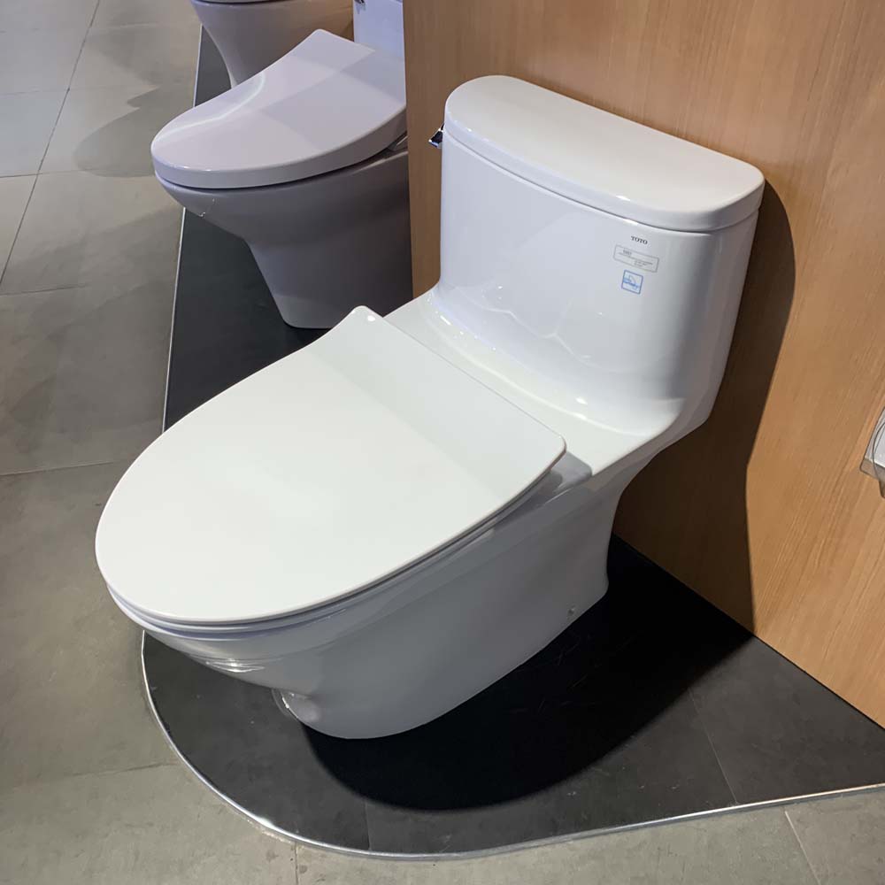 Bồn cầu 1 khối TOTO MS887RT8 nắp đóng êm TC600VS