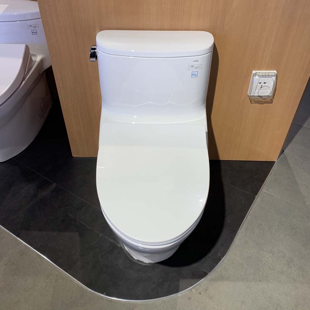 Bồn cầu 1 khối TOTO MS887RT8 nắp đóng êm TC600VS