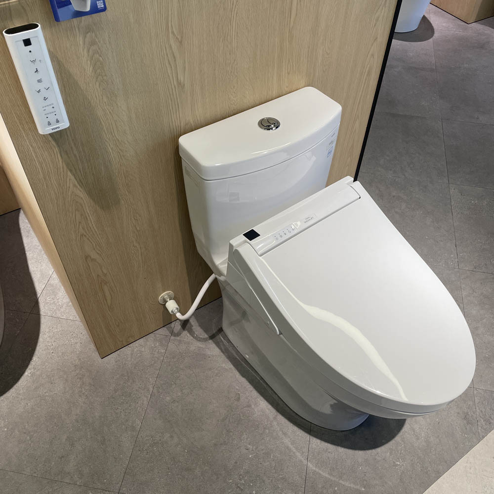 Bồn cầu TOTO MS889CDRW15 1 khối nắp điện tử Washlet C5 TCF24460AAA giấu dây