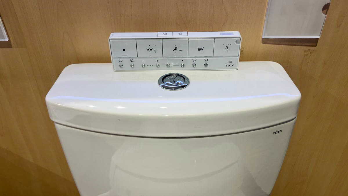 Bồn cầu TOTO MS889CDRW23 1 khối nắp điện tử Washlet S7 TCF47360GAA giấu dây