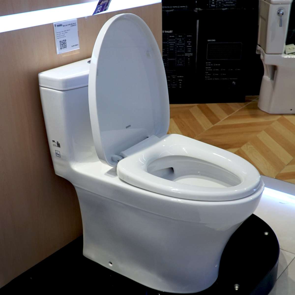 Bồn cầu 1 khối TOTO MS889DRT3 nắp đóng êm TC385VS