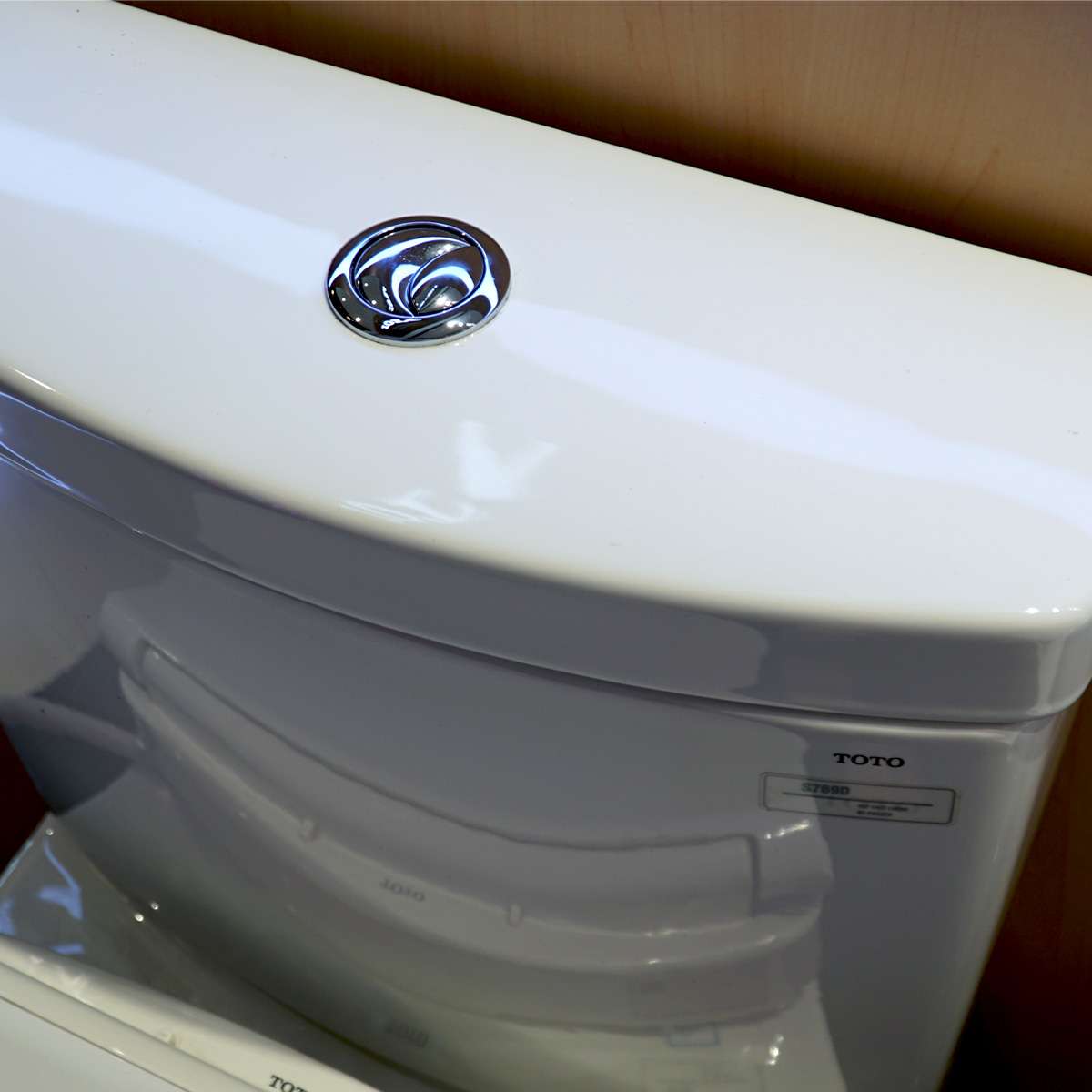 Bồn cầu TOTO CS769DRE4 2 khối nắp rửa cơ TCW1211A