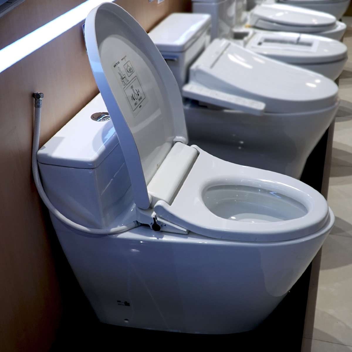 Bồn cầu TOTO MS625DE4 1 khối nắp rửa cơ TCW1211A