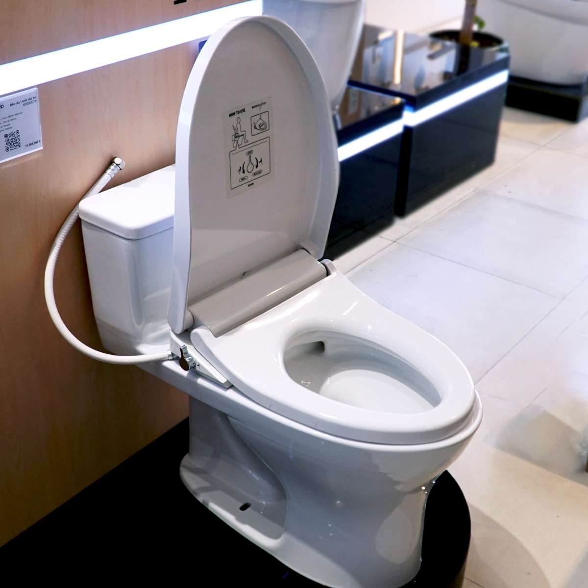 Bồn cầu TOTO MS855DE4 1 khối nắp rửa cơ TCW1211A