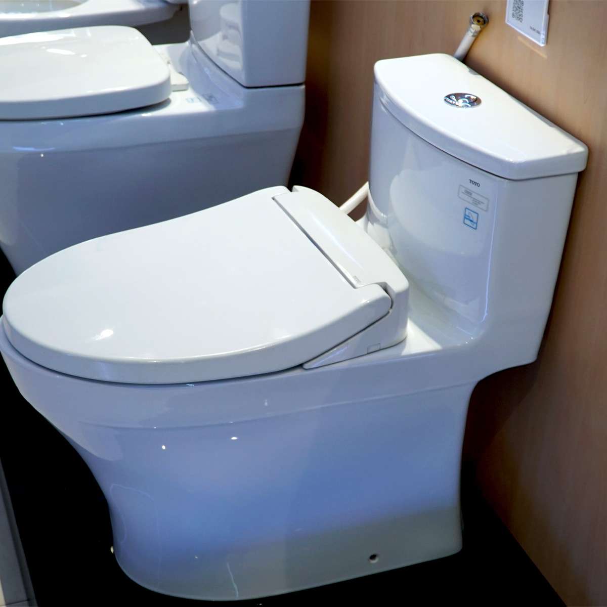 Bồn cầu TOTO MS885DE2 1 khối nắp rửa cơ TCW07S