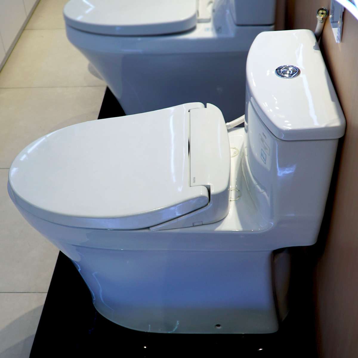 Bồn cầu TOTO MS885DE2 1 khối nắp rửa cơ TCW07S