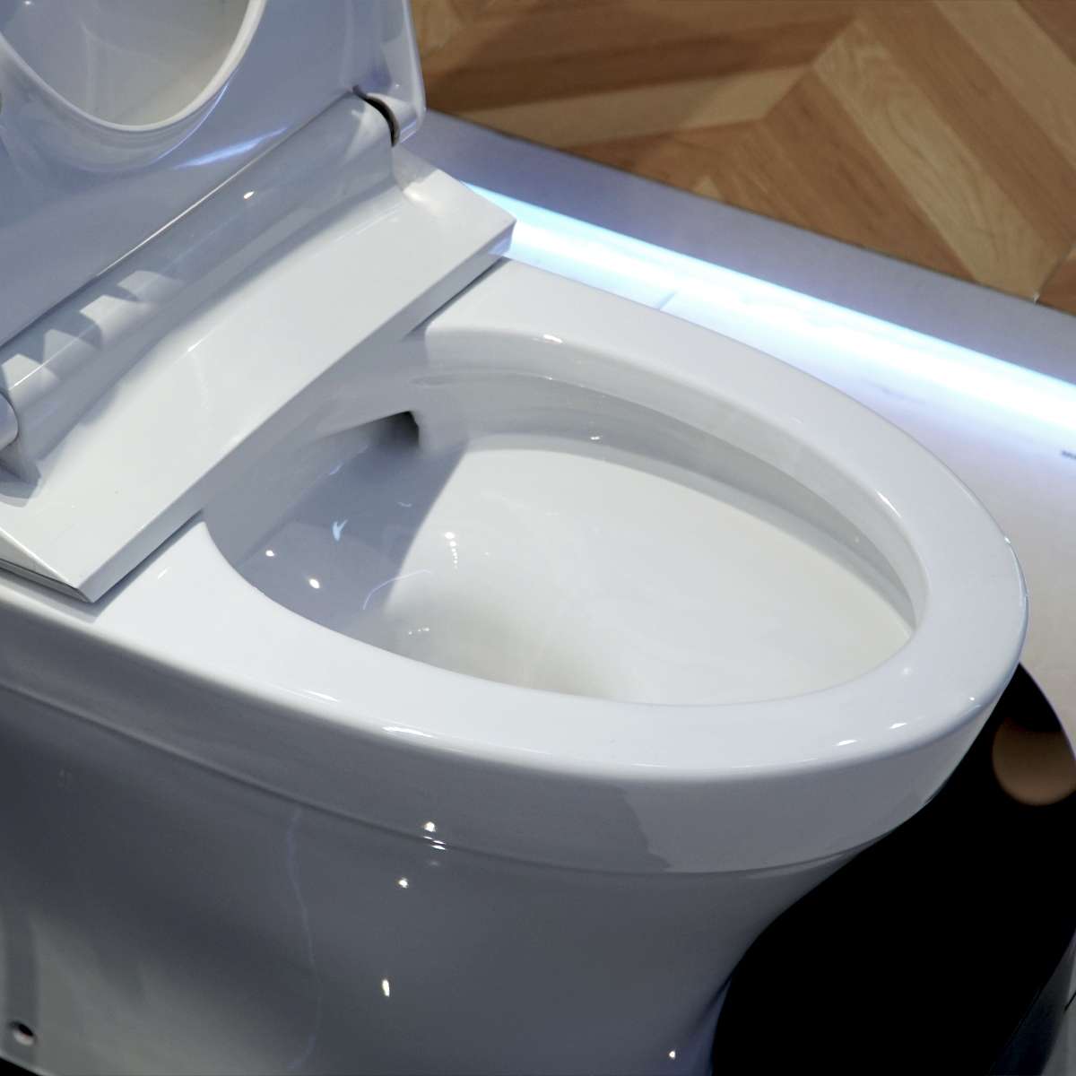 Bồn cầu TOTO MS885DE4 1 khối nắp rửa cơ TCW1211A