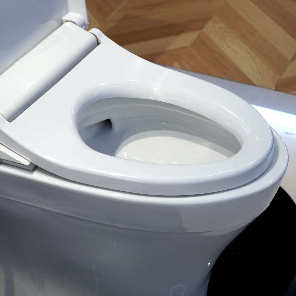 Bồn cầu TOTO MS885DE4 1 khối nắp rửa cơ TCW1211A