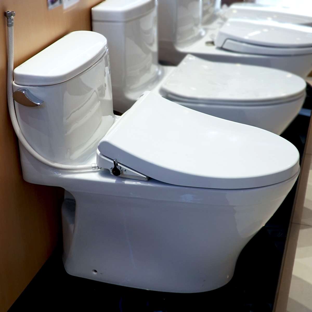 Bồn cầu TOTO MS887RE4 1 khối nắp rửa cơ TCW1211A