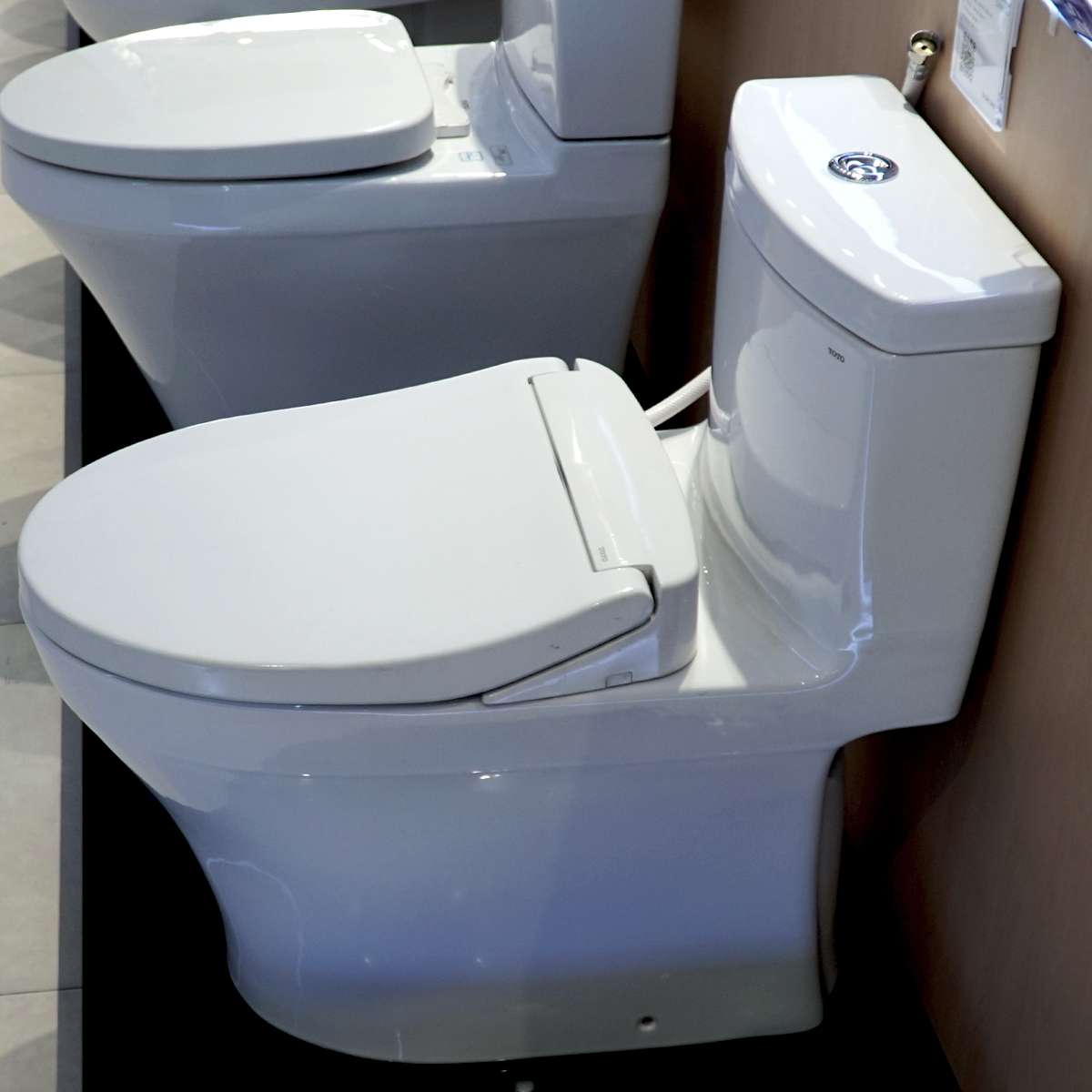 Bồn cầu TOTO MS889DRE2 1 khối nắp rửa cơ TCW07S