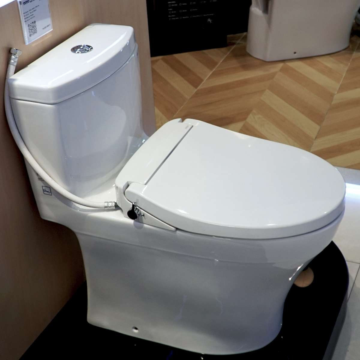 Bồn cầu TOTO MS889DRE2 1 khối nắp rửa cơ TCW07S