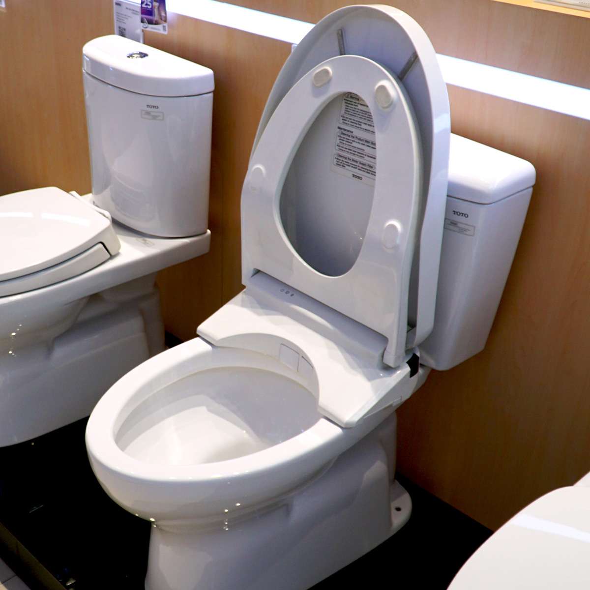 Bồn cầu TOTO CS300DRW11 2 khối nắp điện tử Washlet S7 TCF4911Z