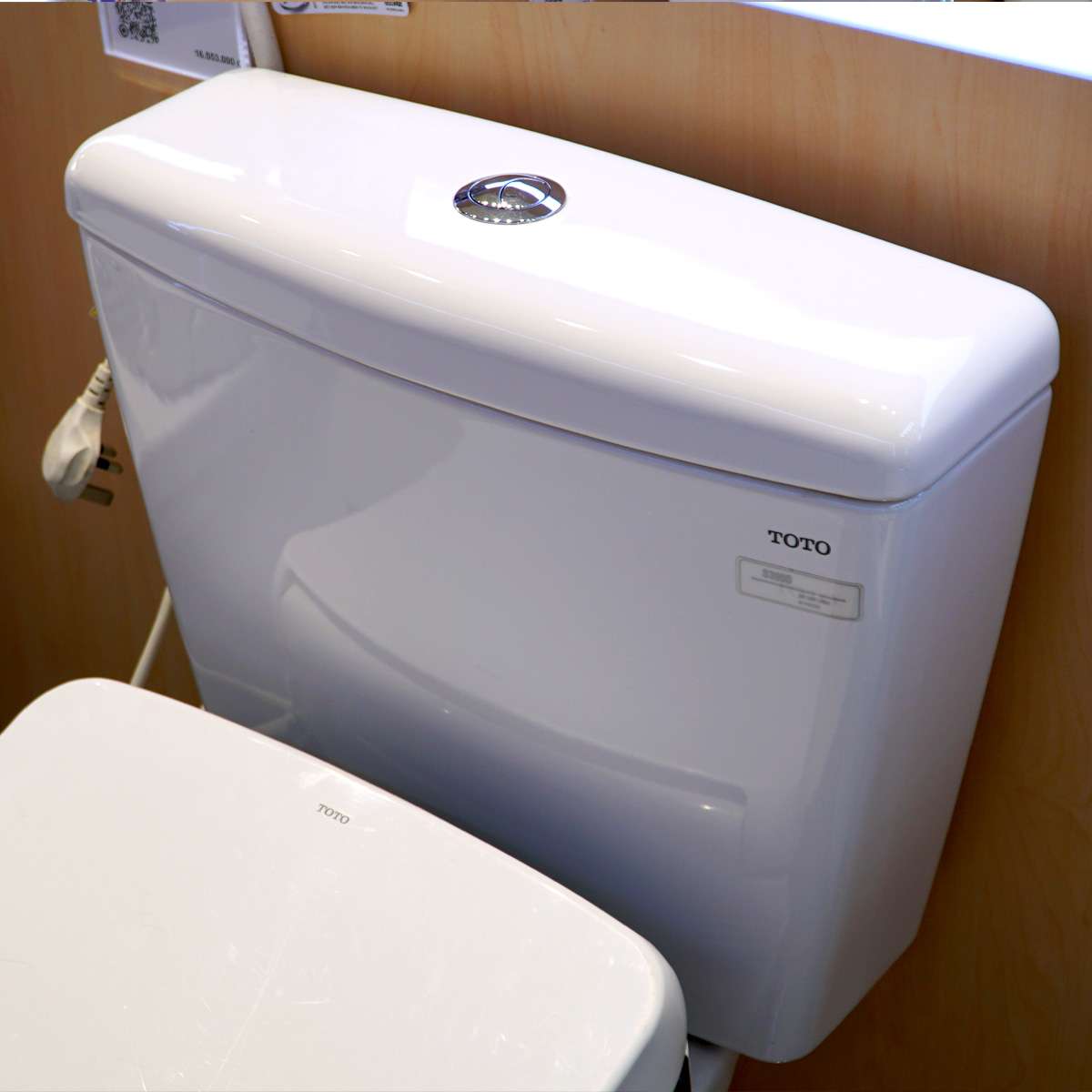 Bồn cầu TOTO CS300DRW11 2 khối nắp điện tử Washlet S7 TCF4911Z
