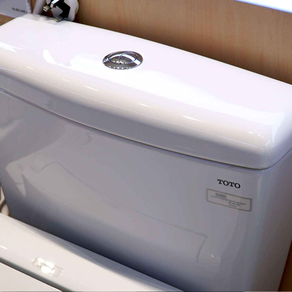 Bồn cầu TOTO CS300DRW16 2 khối nắp điện tử Washlet C2 TCF23410AAA