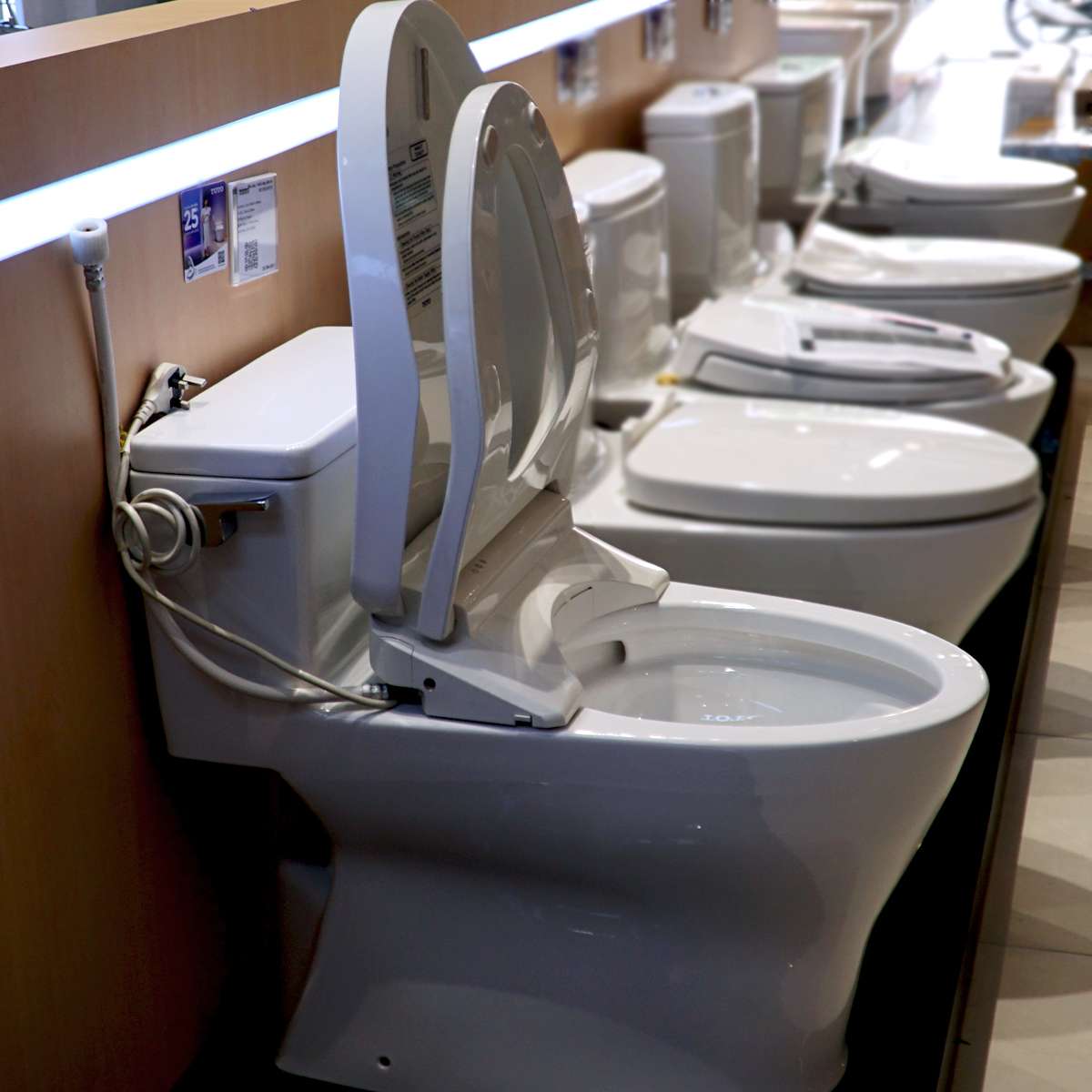 Bồn cầu TOTO MS188VKW11 T53P100VR 1 khối nắp điện tử Washlet S7 TCF4911Z