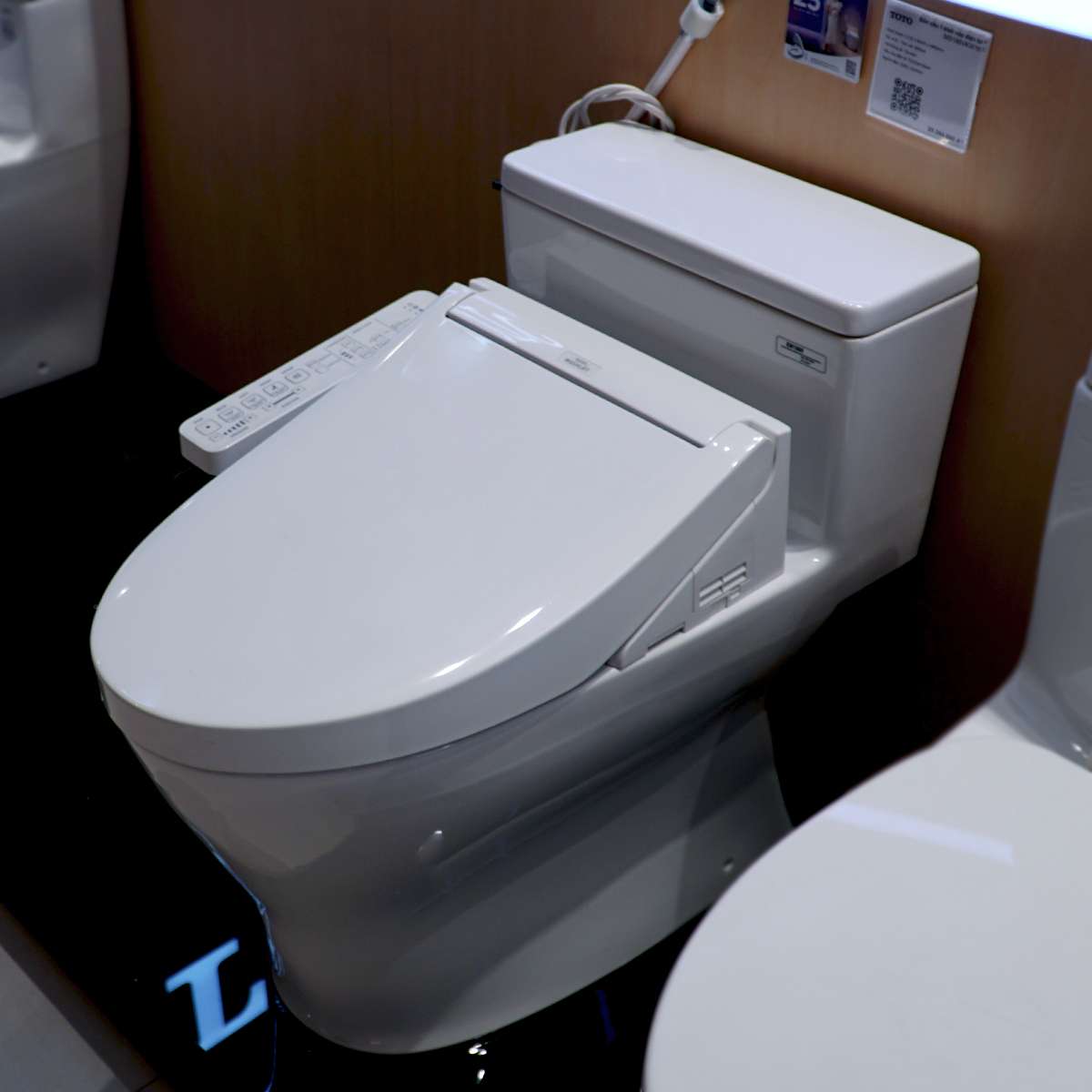 Bồn cầu TOTO MS188VKW16 T53P100VR 1 khối nắp điện tử Washlet C2 TCF23410AAA