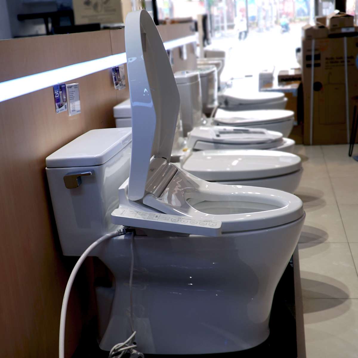 Bồn cầu TOTO MS188VKW16 T53P100VR 1 khối nắp điện tử Washlet C2 TCF23410AAA