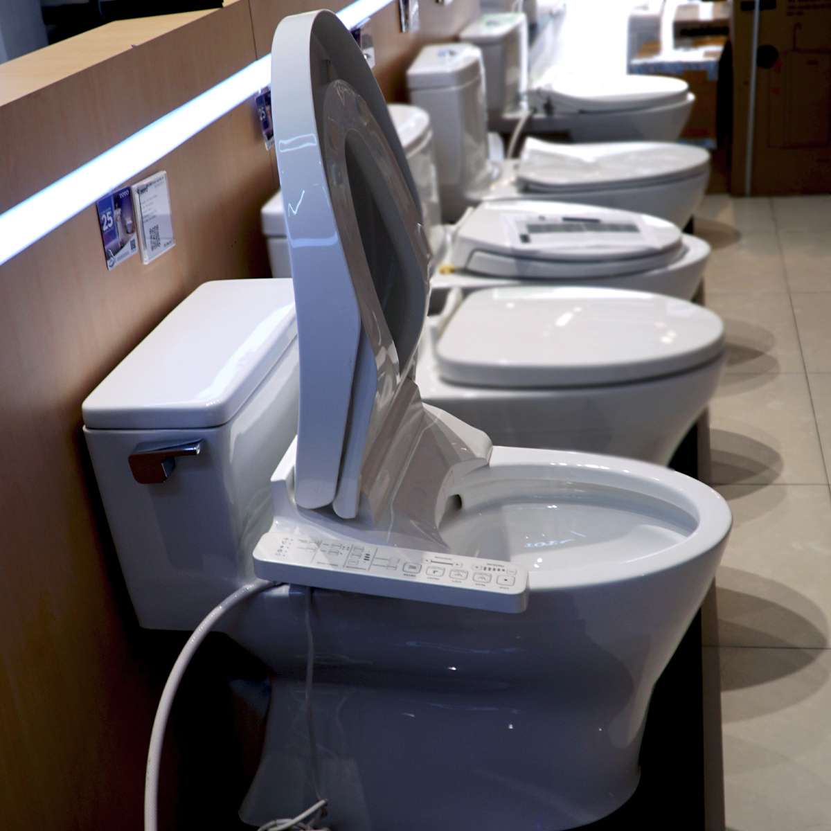 Bồn cầu TOTO MS188VKW16 T53P100VR 1 khối nắp điện tử Washlet C2 TCF23410AAA